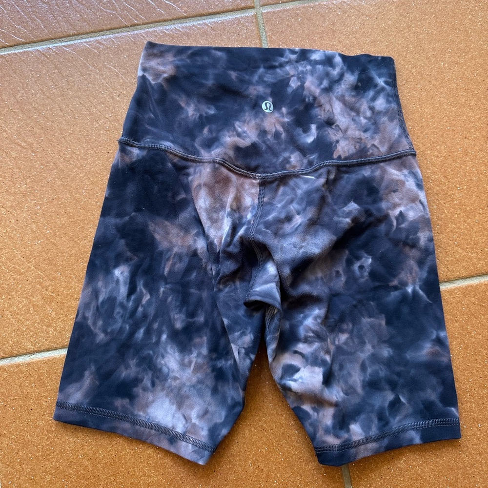 Lululemon Tie-Dye Align Shorts
